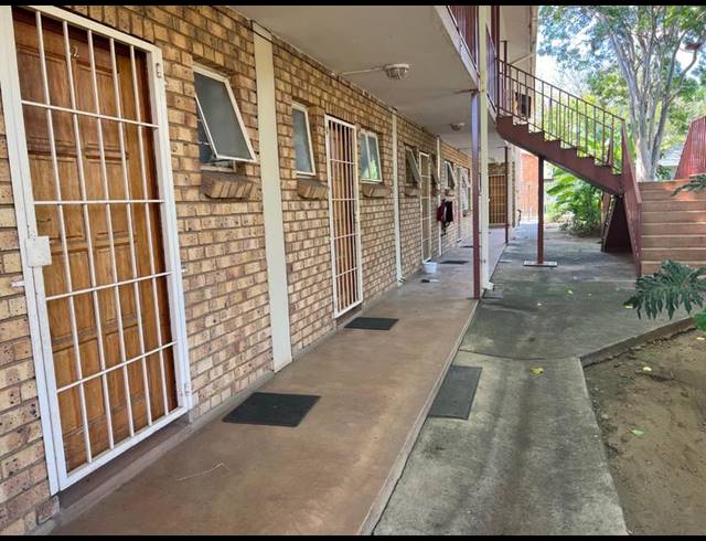 1 BEDROOM APARTMENT FOR SALE IN RIETFONTEIN